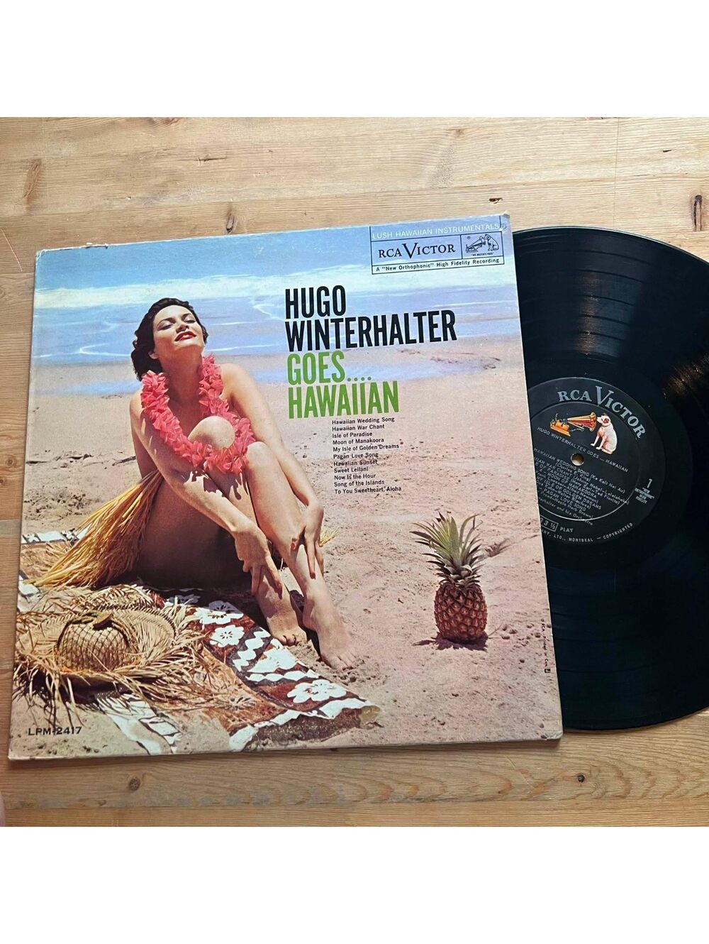 Hugo Winterhalter - Hugo Winterhalter goes Hawaii 33rpm VG+ VR16